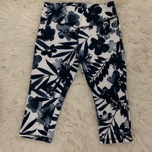 Joe Fresh Knee Length Leggings